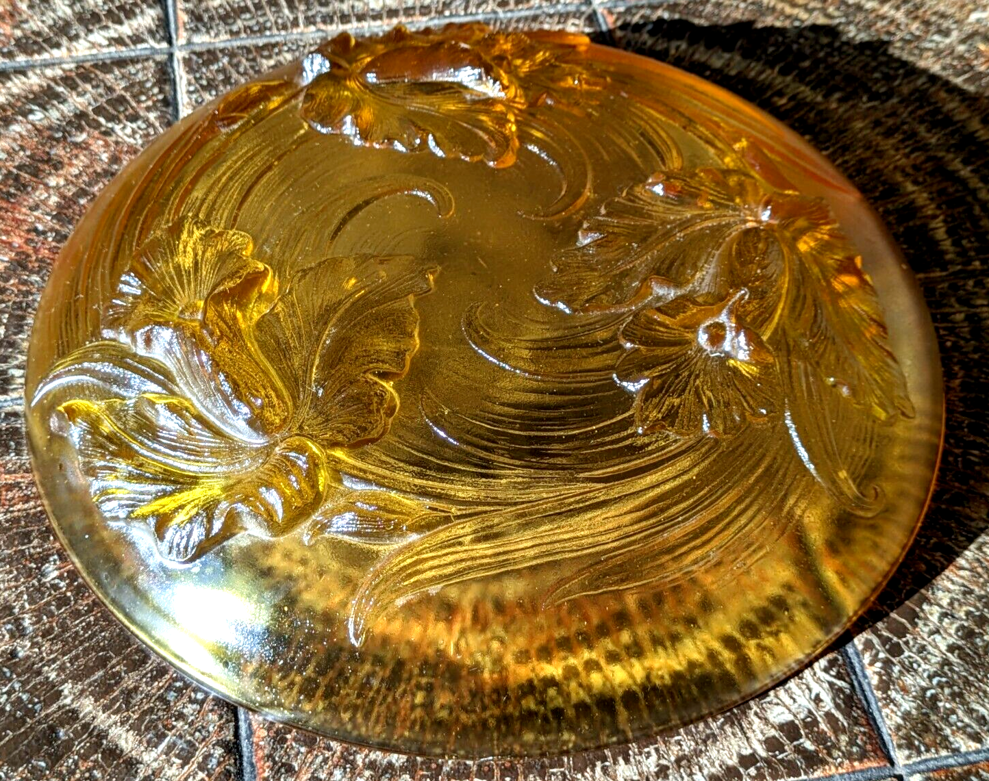 French Verlys Art Deco Amber Glass Daffodil Bowl 20th Century Antique Vintage