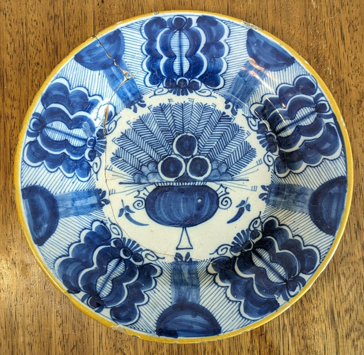 18th Century Dutch Delft De Blompot Peacock Plate Antique FaienceEarthenware A/F