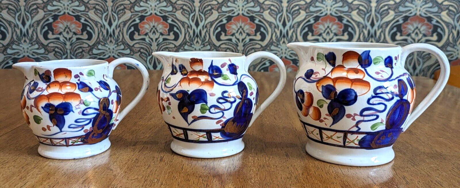 Antique Graduated Trio of Gaudy Welsh Imari Pitcher Jugs Vase Allertons England