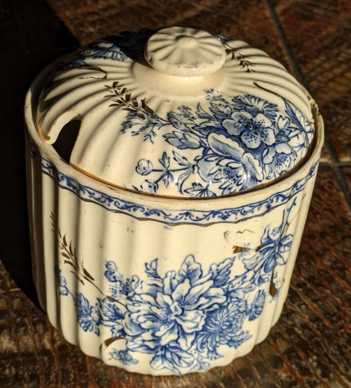 Victorian Hand Painted Flow Blue & Gilt Ceramic Pottery Sugar Bowl Pot Sevres