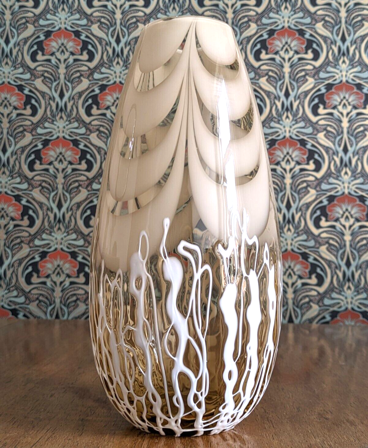 Large 1950s / 60s Vintage Finnish Feathered Filigree Art Glass Vase Kumela 20th