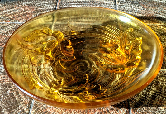 French Verlys Art Deco Amber Glass Daffodil Bowl 20th Century Antique Vintage