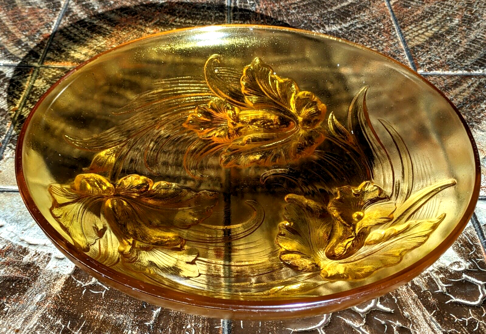 French Verlys Art Deco Amber Glass Daffodil Bowl 20th Century Antique Vintage