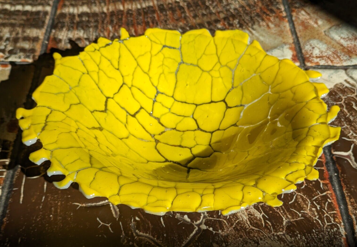 Vintage 20th Century Yellow Crackle Textured Fused Art Glass Bowl 18.5 cm