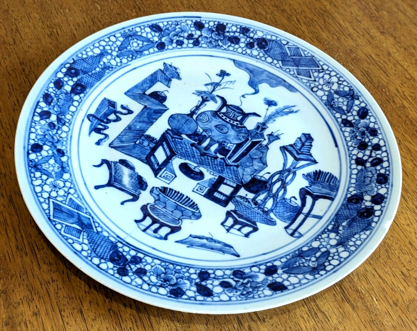 18th Century Chinese Blue & White Hundred Antiquities Object Porcelain Plate 12"