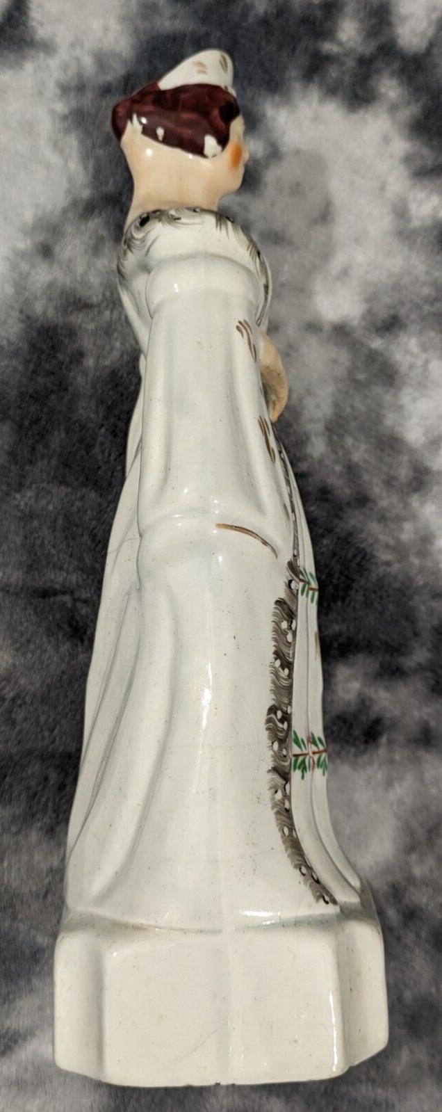 Antique Staffordshire Pottery Figure Queen Victoria Ermine Cloak 19th Century