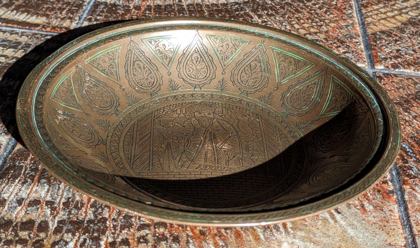 19th Century Persian Qajar Dynasty Engraved Bronze / Copper Bowl Dish Antique