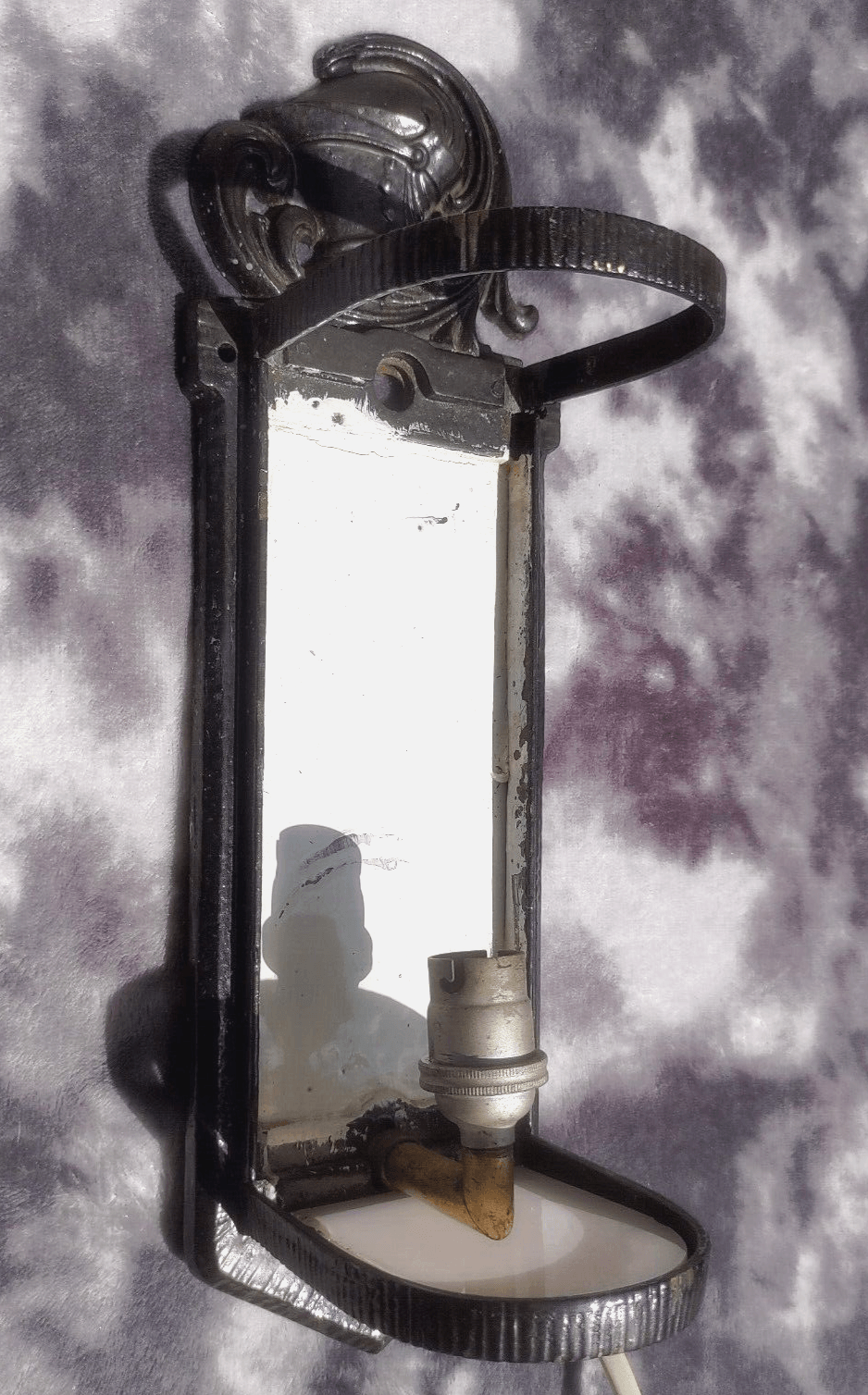 Vintage Art Deco Black Cast Iron / Brass Knight Wall Light Tube Lamp 38 cm - Tommy's Treasure