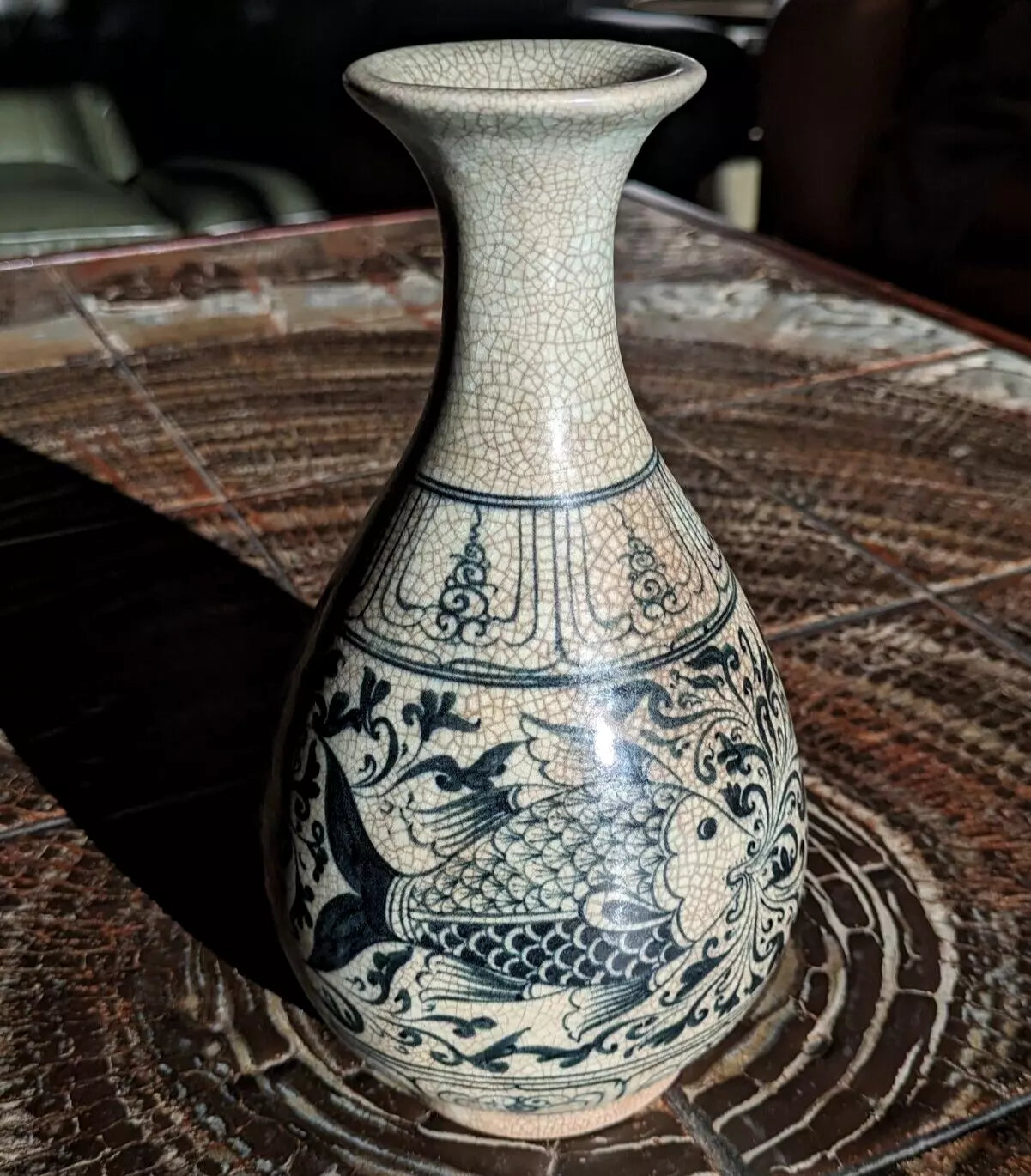 15th / 16th Century Vietnamese Annamese Blue & White Fish Vase Ceramic Porcelain