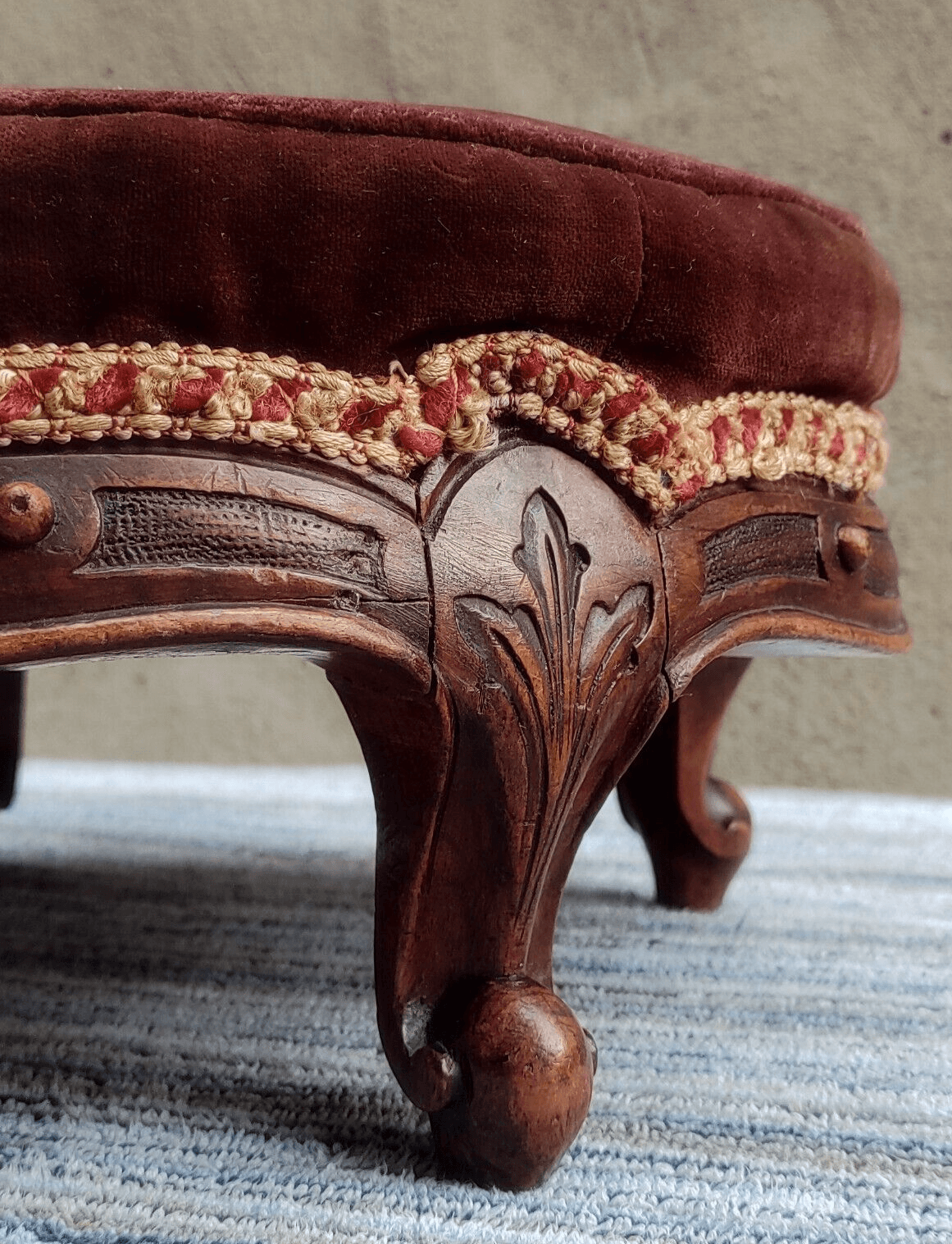 19th Century Victorian Antique Carved Walnut Cabriole Leg Scroll Feet Foot Stool - Tommy's Treasure