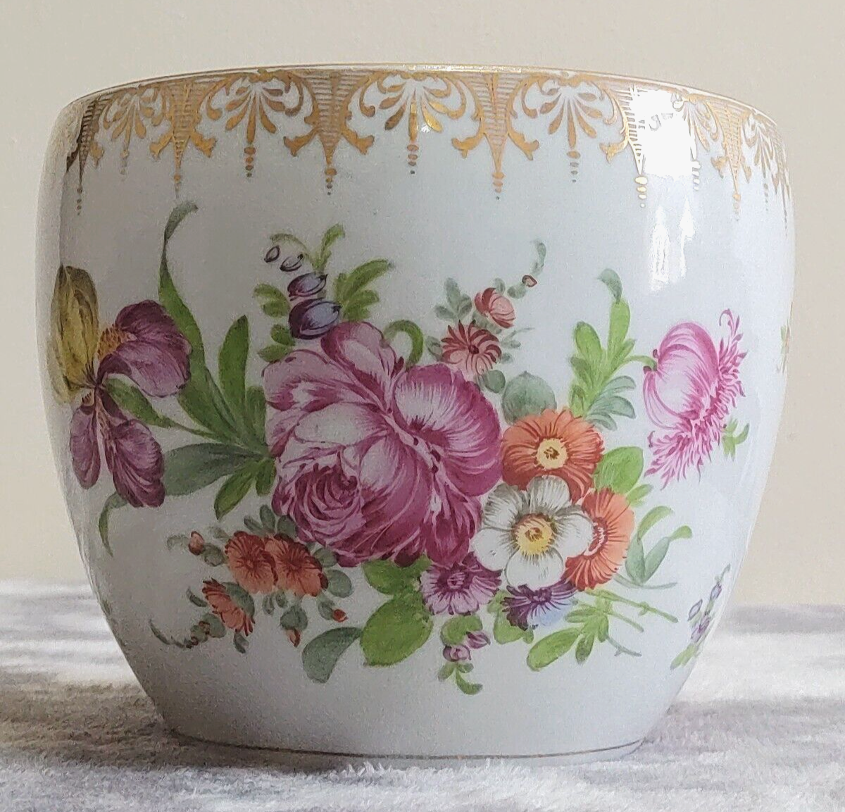 c.1890 Dresden German Porcelain Hand Painted Flowers Antique Jardiniere Plant Pot