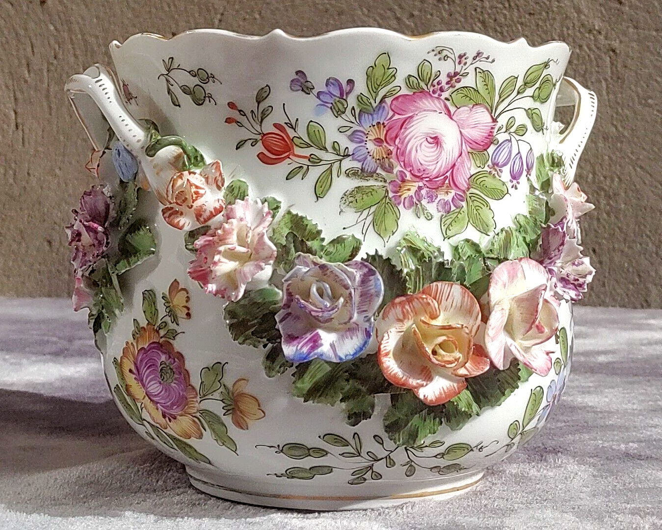 19th Century Meissen Germany Porcelain Ceramic Antique Cooler Cachepot Planter