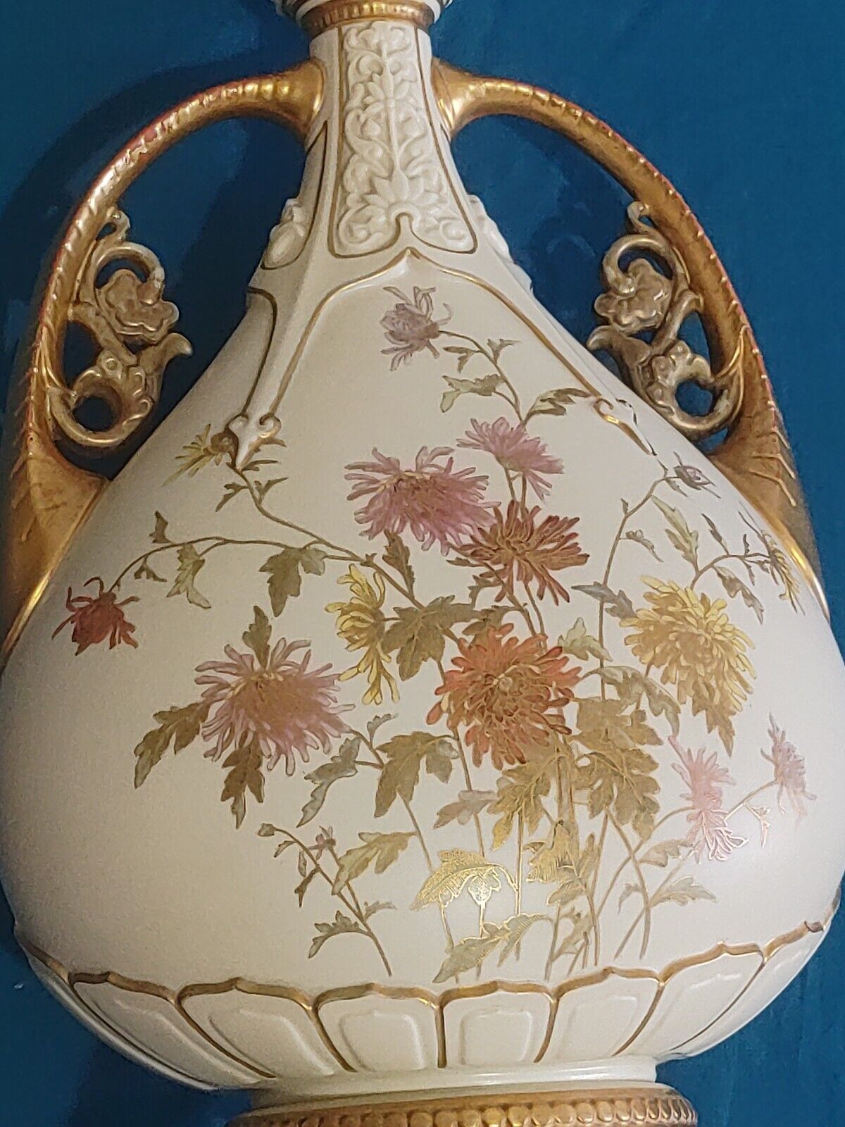 Antique Royal Worcester Twin Handled Ivory Vase Hand Gilded & Painted Porcelain